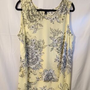 Roz & Ali White and Black Floral Sleeveless Top